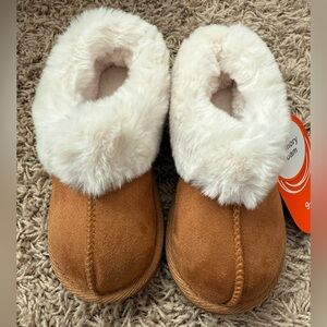Wonder Nation Toddler Girls Slippers With Faux Fur Trim Size: 9-10